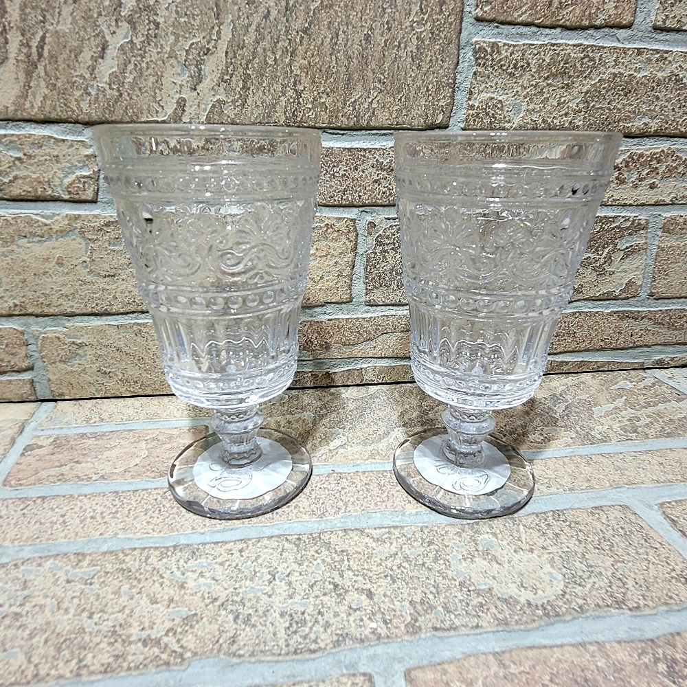 The Pioneer Woman Set of 2 Clear Footed Cassie Goblet Glasses 13 ounces